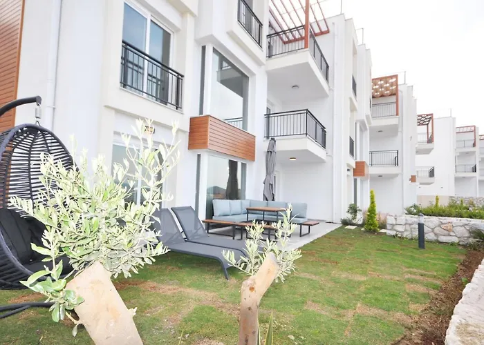 Apartment Esteban Oezel Plajli *