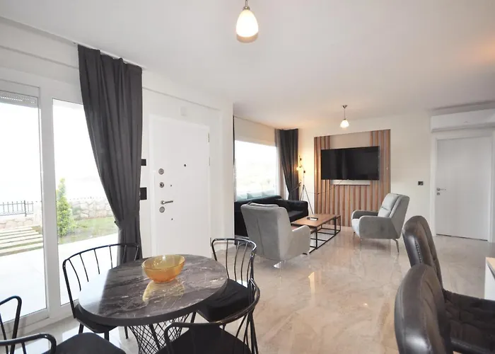 Esteban Oezel Plajli * Bogazici