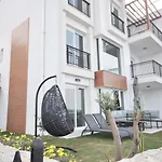 Esteban Oezel Plajli Apartment *