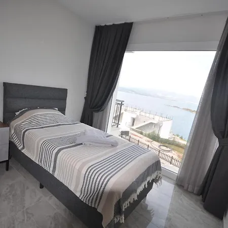 Esteban Oezel Plajli * 博阿齐奇