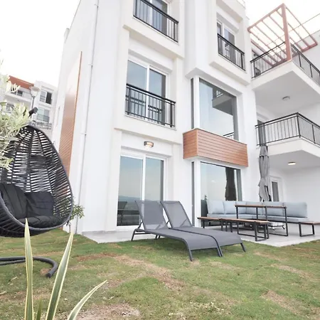 Esteban Oezel Plajli