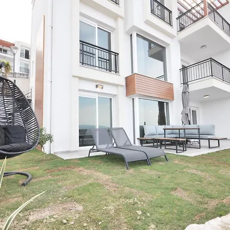 Esteban Oezel Plajli * 博阿齐奇