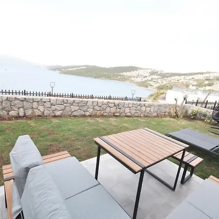 Esteban Oezel Plajli 博阿齐奇