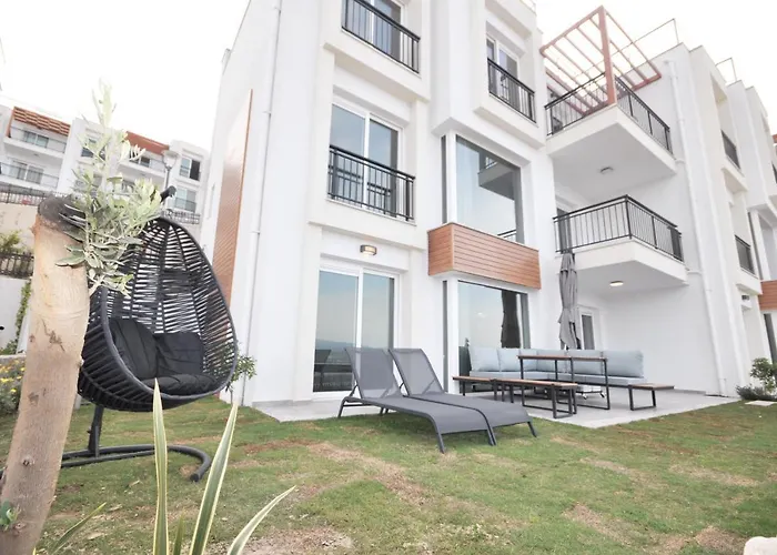 Esteban Oezel Plajli